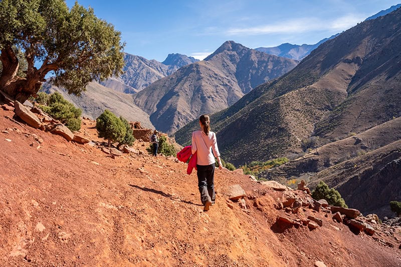 Trekking back towards Imlil