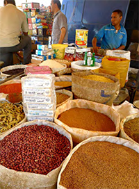 Spices piled up in the Asni souk